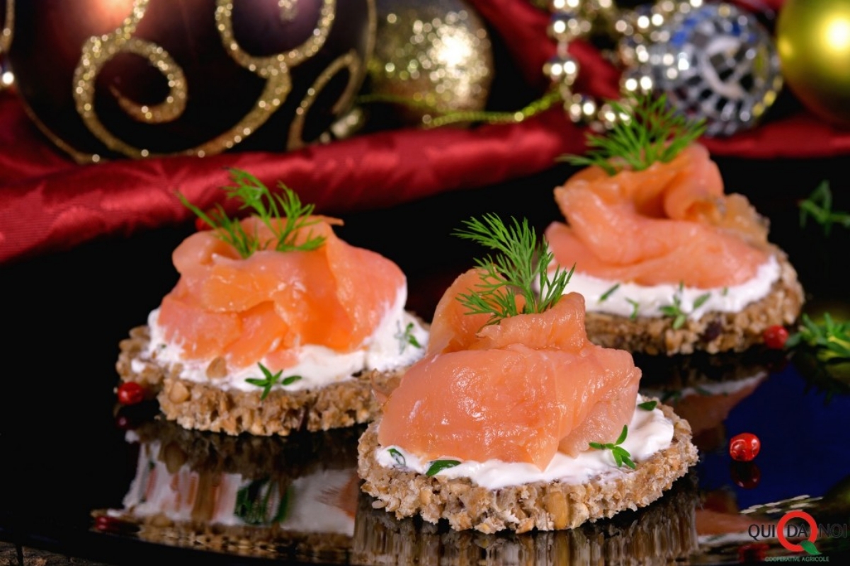 Canapè di salmone affumicato e robiola