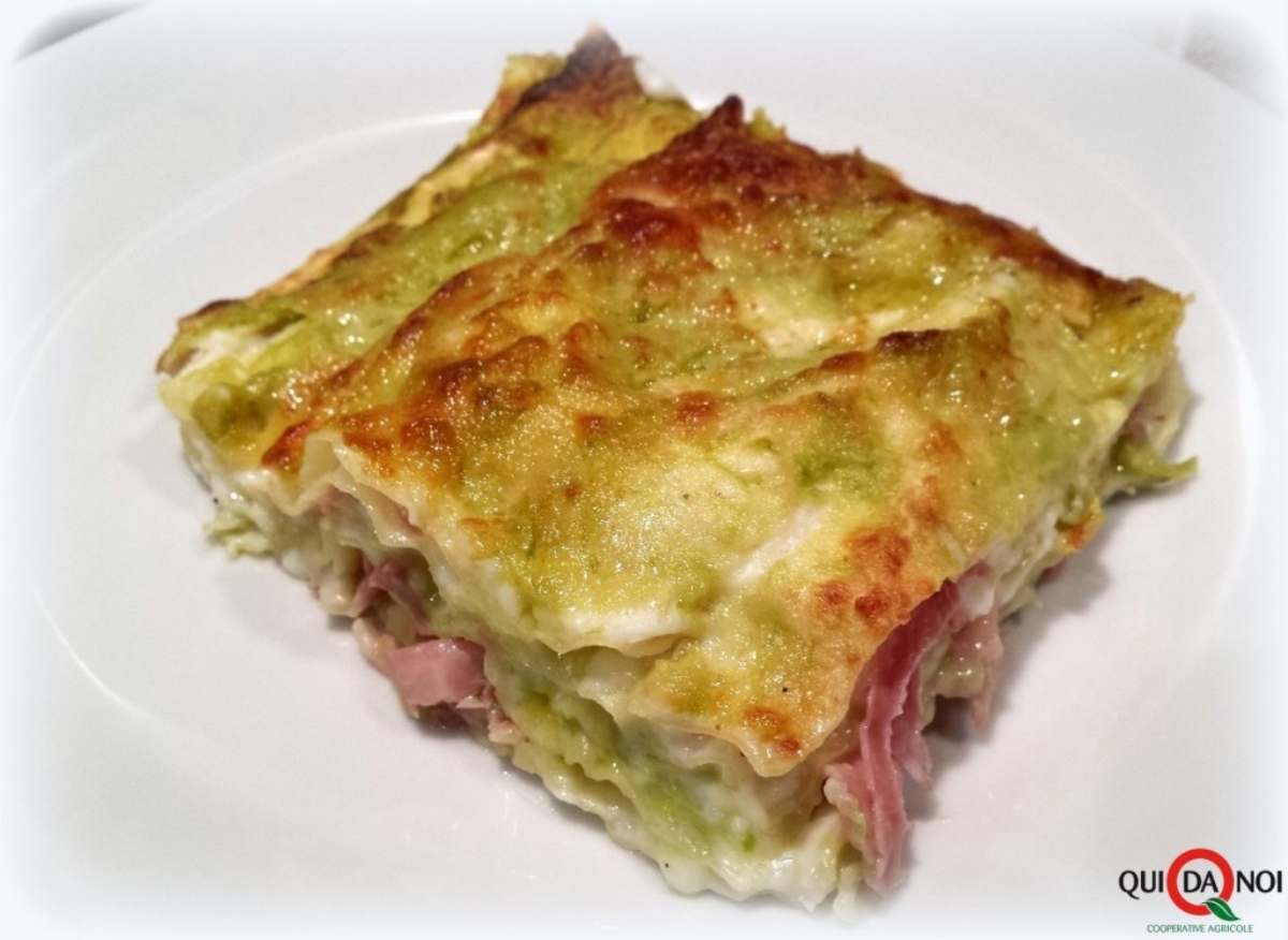 LASAGNE ALLA CREMA DI ASPARAGI E PROSCIUTTO COTTO