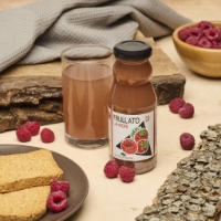 Frullato Di Lampone Bio, inclinazione a sx, lamponi e bicchiere
