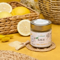 Sale al limone di Siracusa, sfondo limoni e giallo