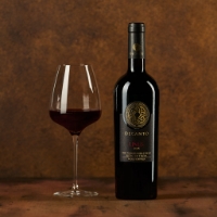 Unus, frontale con calice e sfondo importante