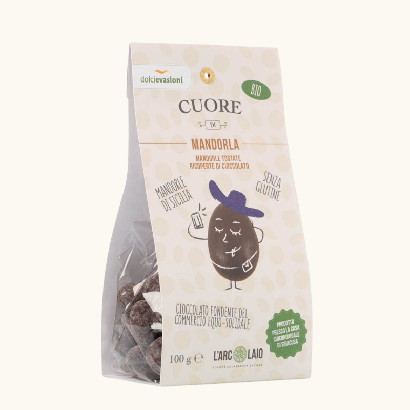 Cuore Di Mandorle Tostate Ricoperte Di Cioccolato Bio 100g