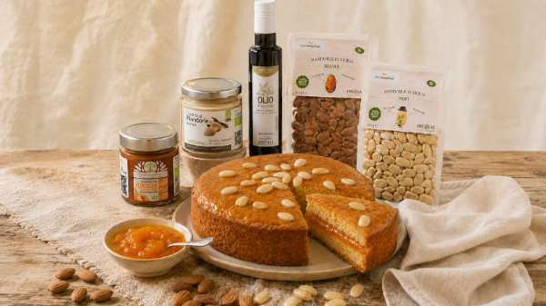 Torta di Ferragosto alle mandorle e albicocche